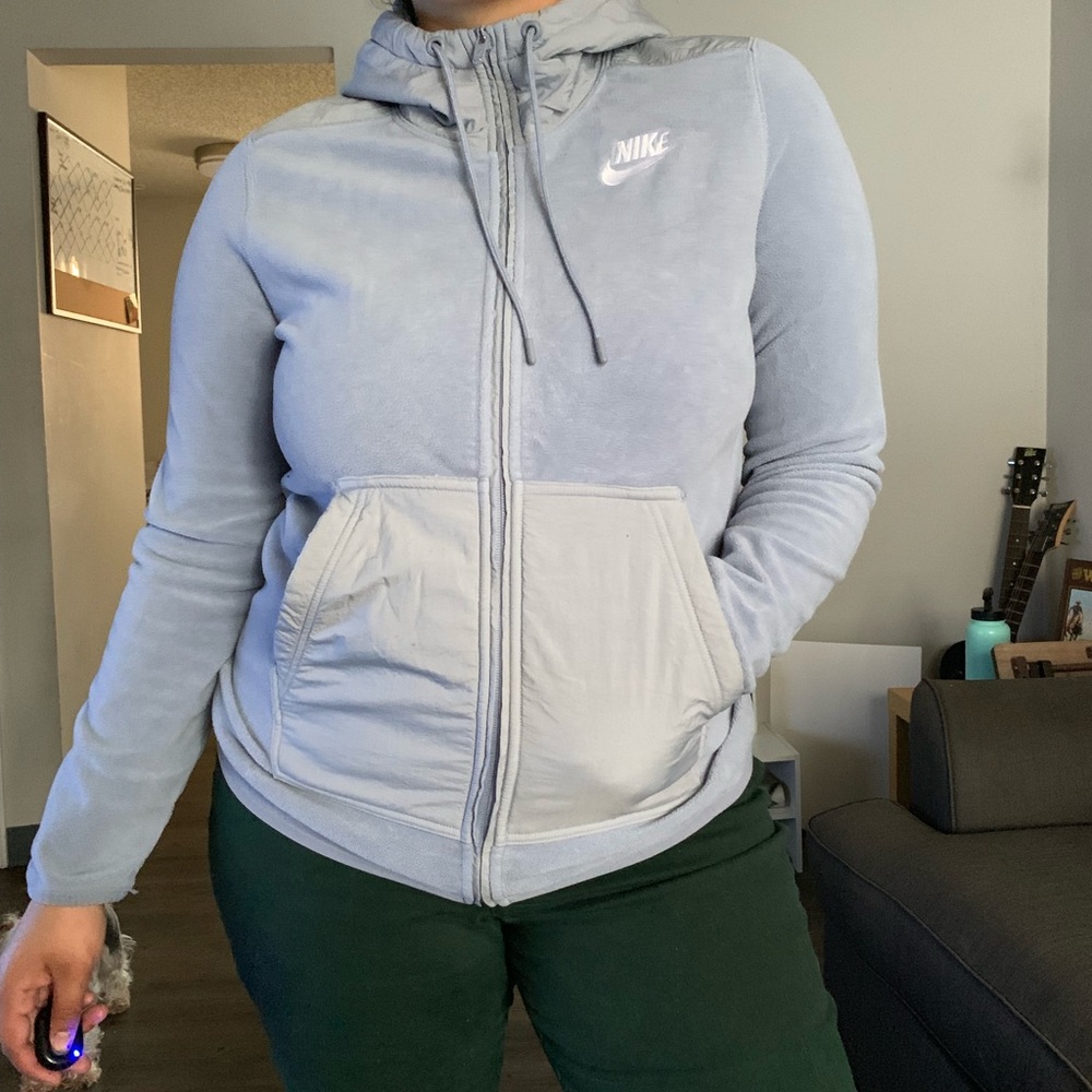 Nike sweater